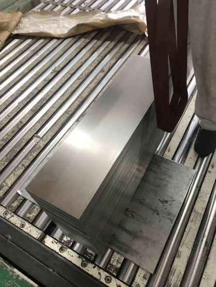 冷轧1300飞剪机组